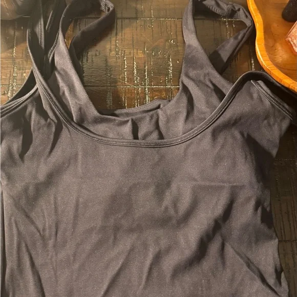 SKIMS Black Top - Picture 3 of 5